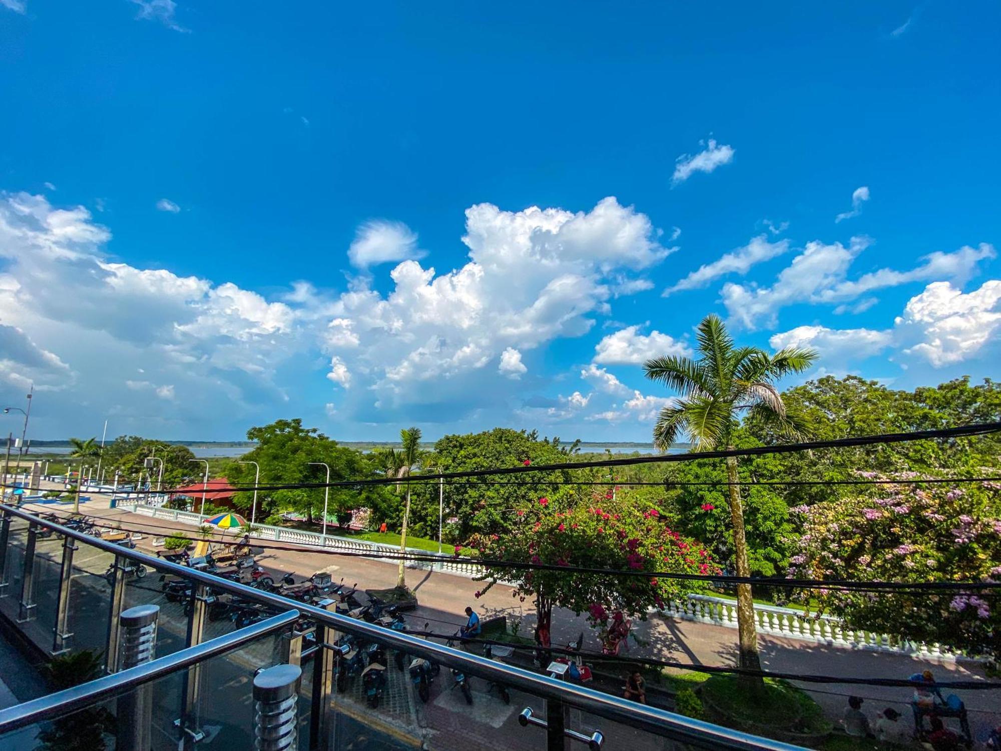 Hotel De Turistas Iquitos Bagian luar foto